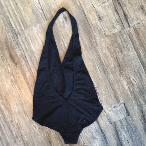 SegraSoul halter one piece - Picture 2 of 3